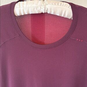 Men’s Lululemon long sleeve performance T.